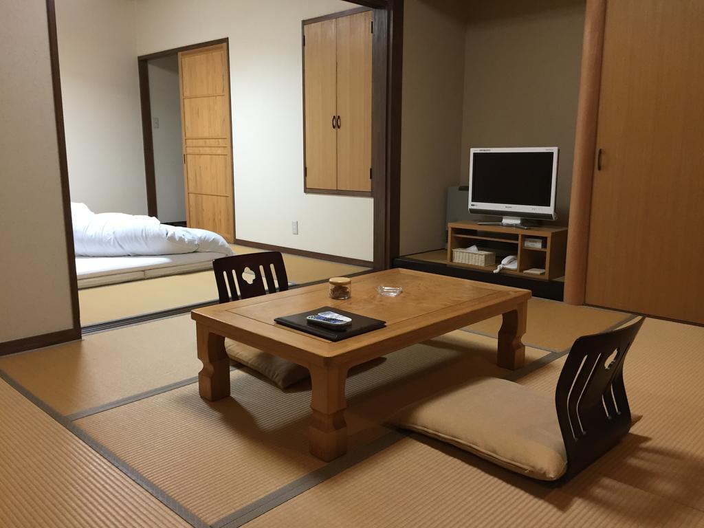 Hotel Yufuin Tsubaki Zimmer foto